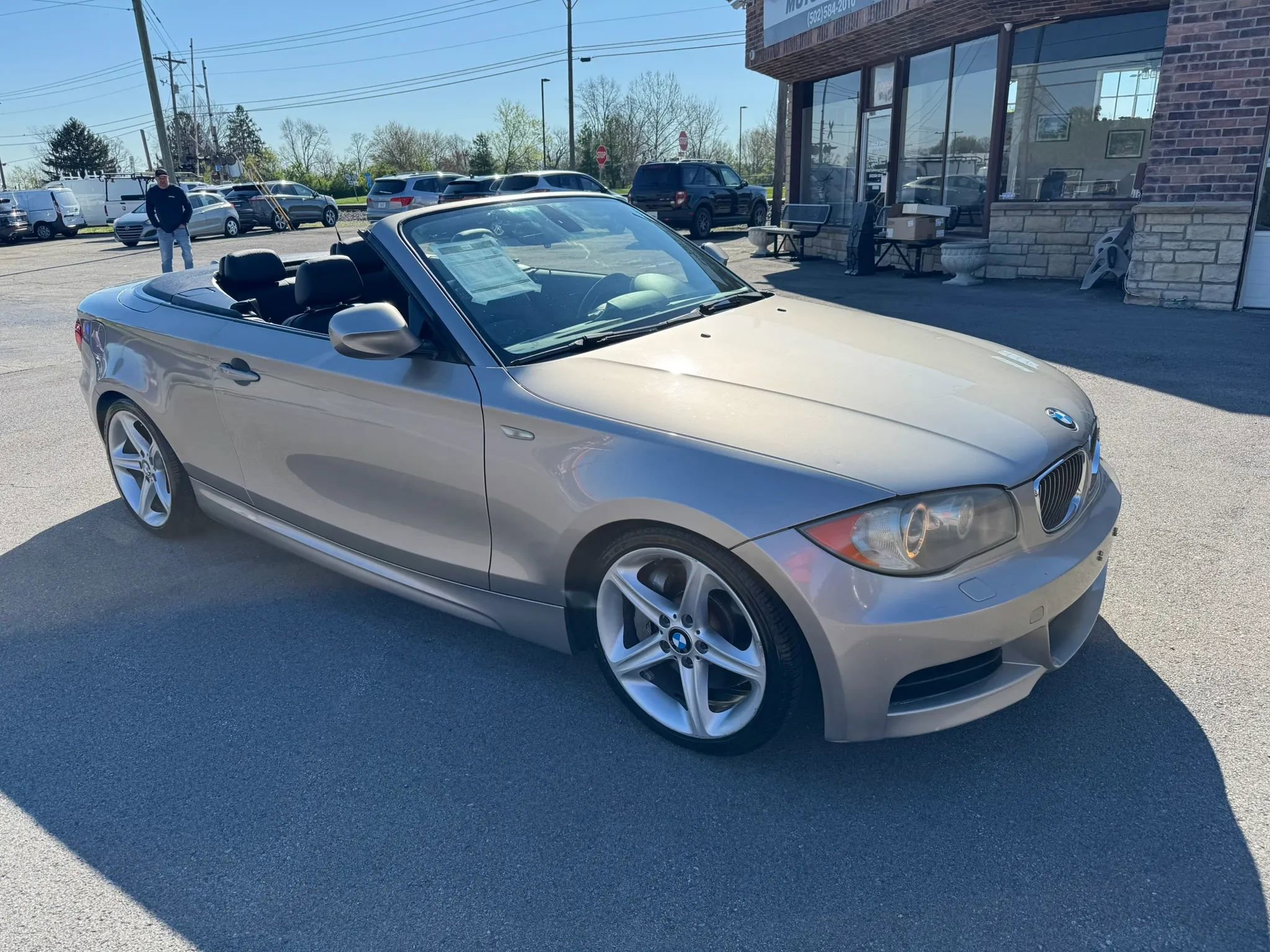 Used 2011 BMW 135i Convertible RWD image 18