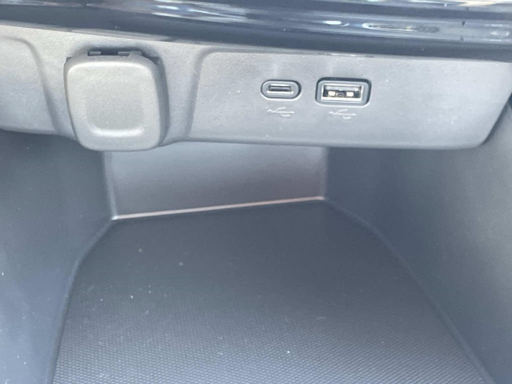 New 2026 Chevrolet Trax LT w/ Driver Confidence Package FWD image 18