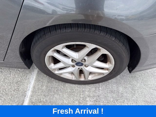 Used 2016 Ford Fusion SE FWD image 20
