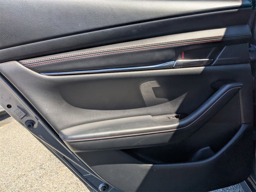 Used 2024 MAZDA MAZDA3 s image 27