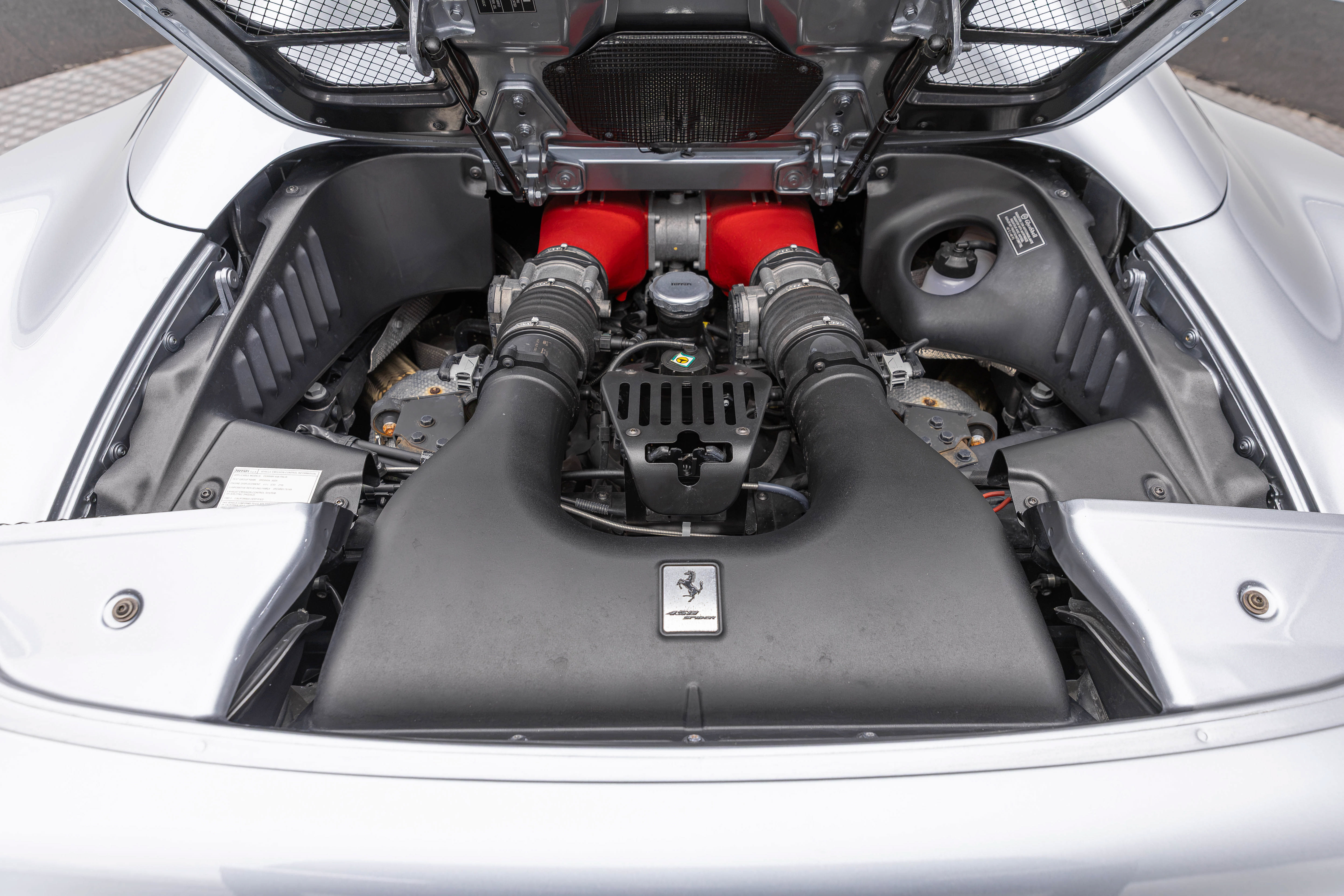 Certified 2013 Ferrari 458 Spider RWD image 63