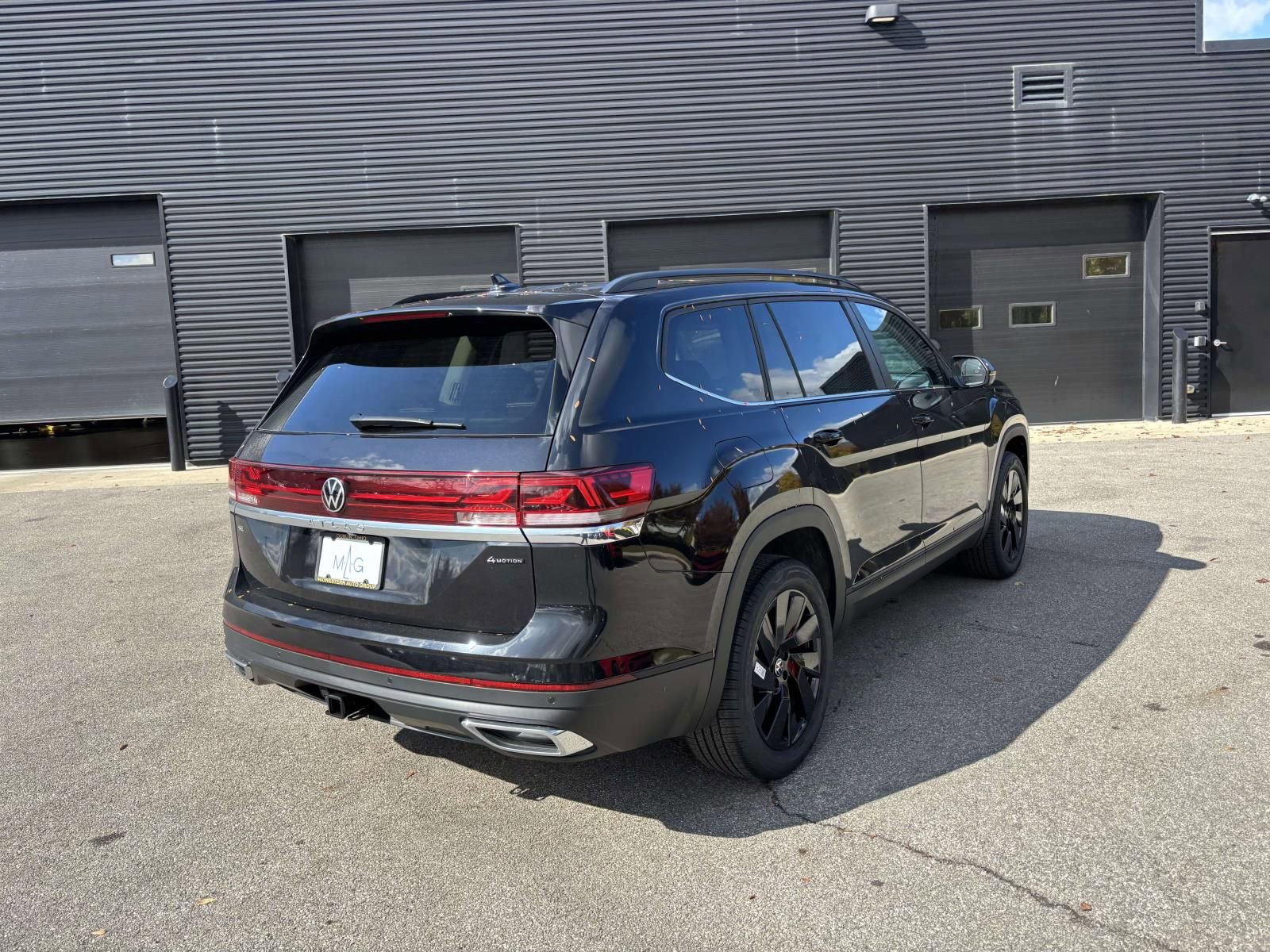 New 2026 Volkswagen Atlas SE image 7