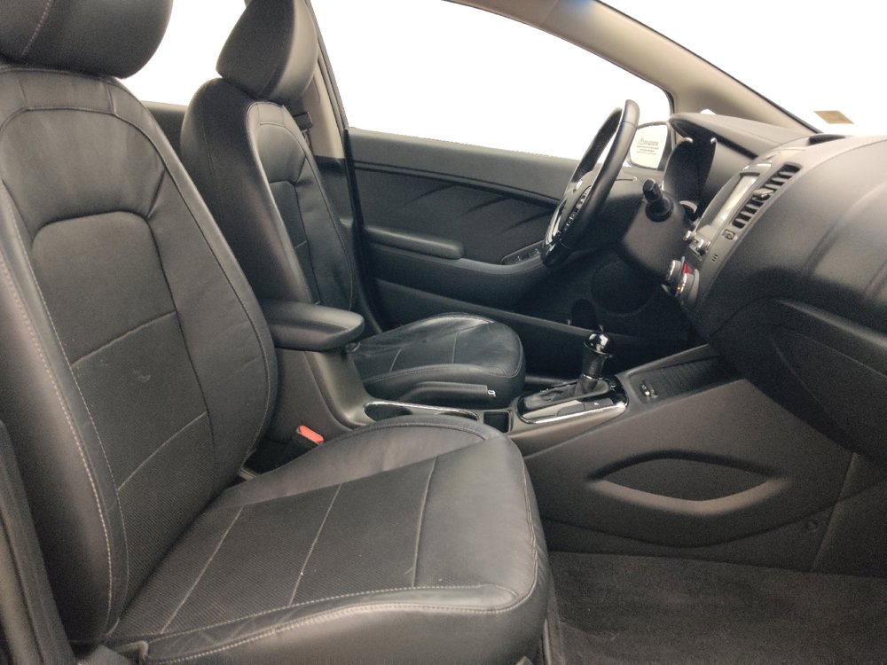 Used 2017 Kia Forte EX FWD image 21