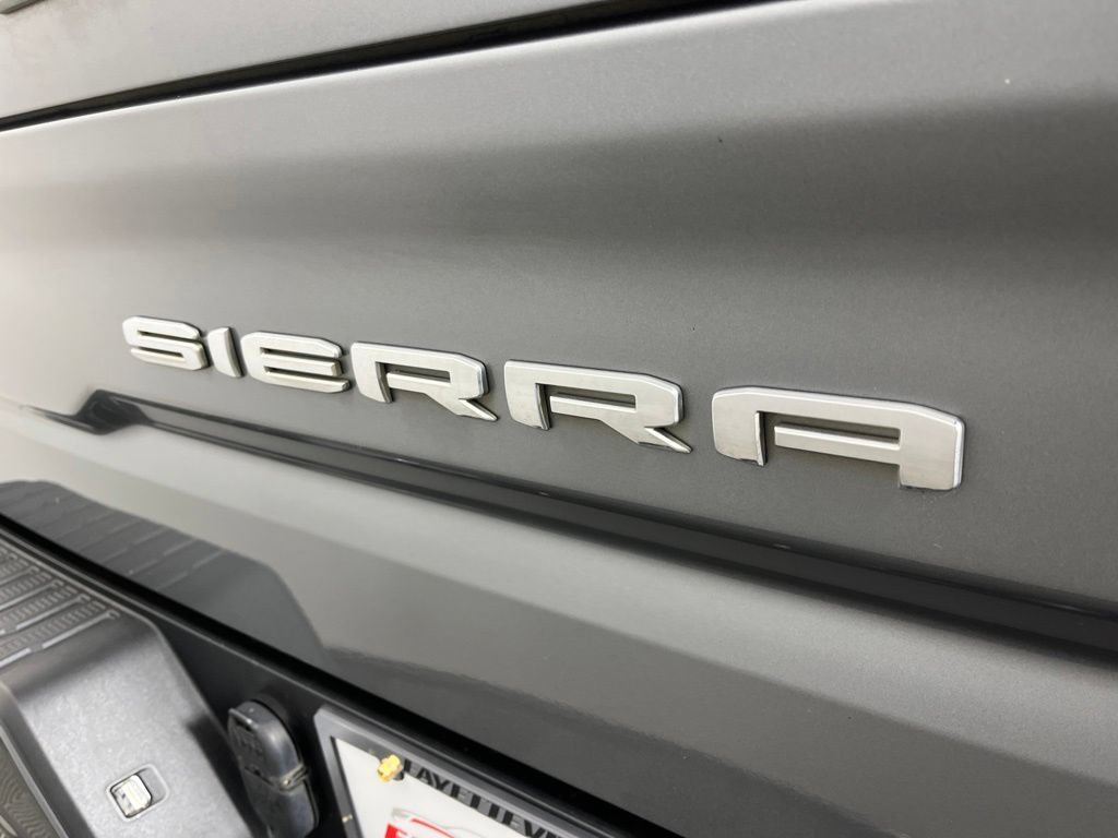 Certified 2022 GMC Sierra 1500 AT4 w/ AT4 Premium Package AWD/4WD image 10