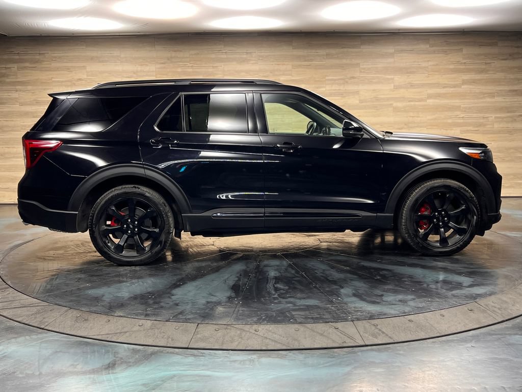 Used 2024 Ford Explorer ST w/ Equipment Group 401A AWD/4WD image 8
