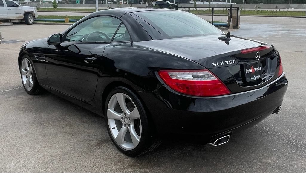 Used 2012 Mercedes-Benz SLK 350 image 3