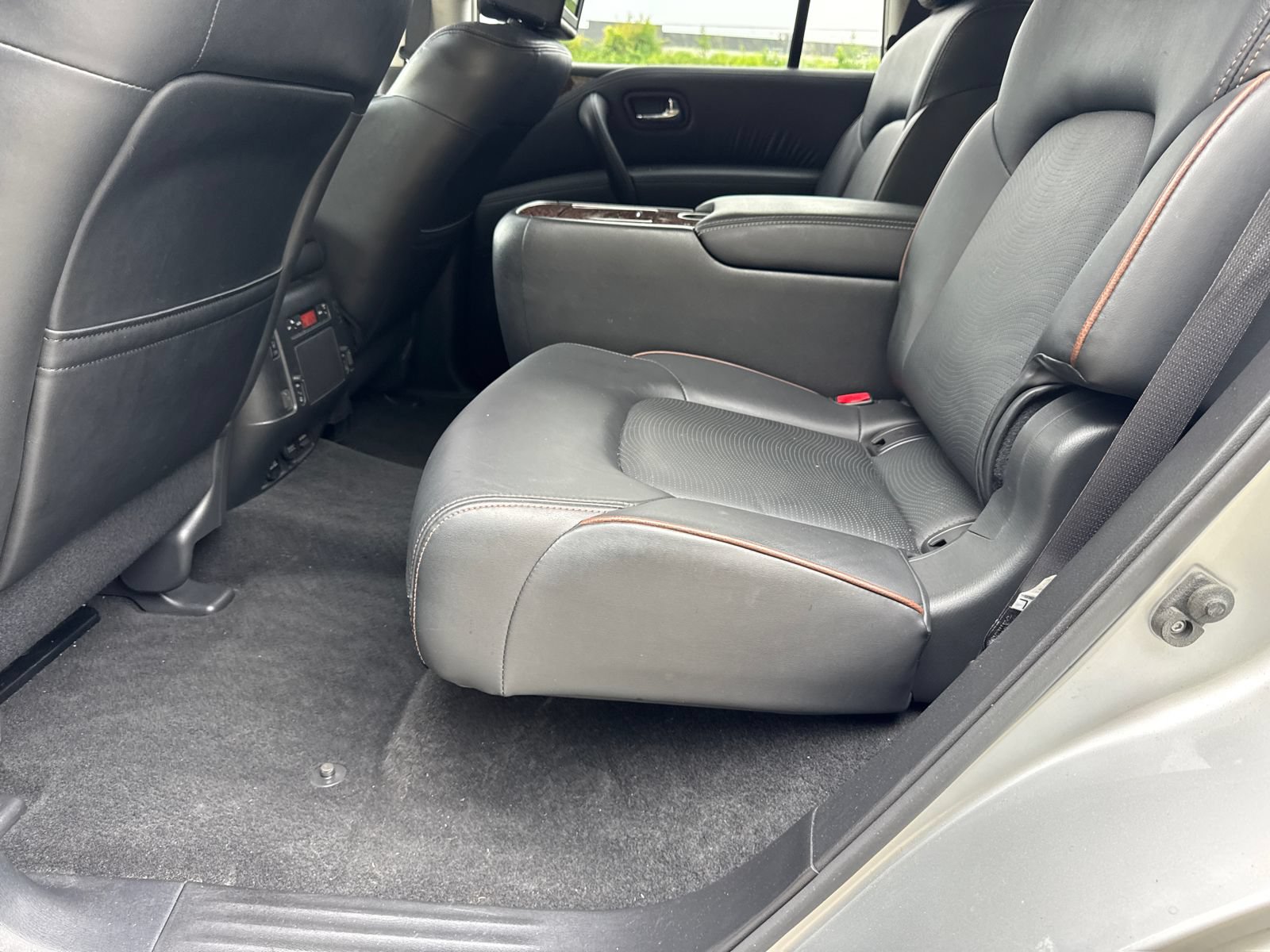 Used 2019 Nissan Armada Platinum w/ Captain's Chairs Package RWD image 21
