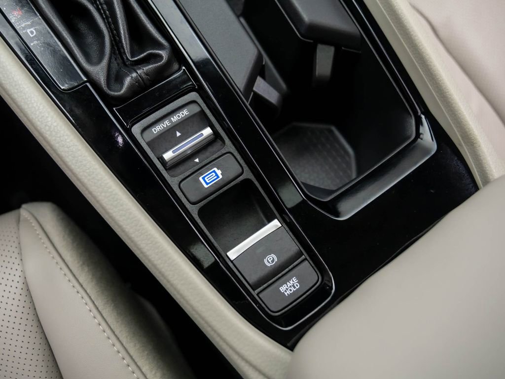 Certified 2025 Honda Accord EX-L image 26