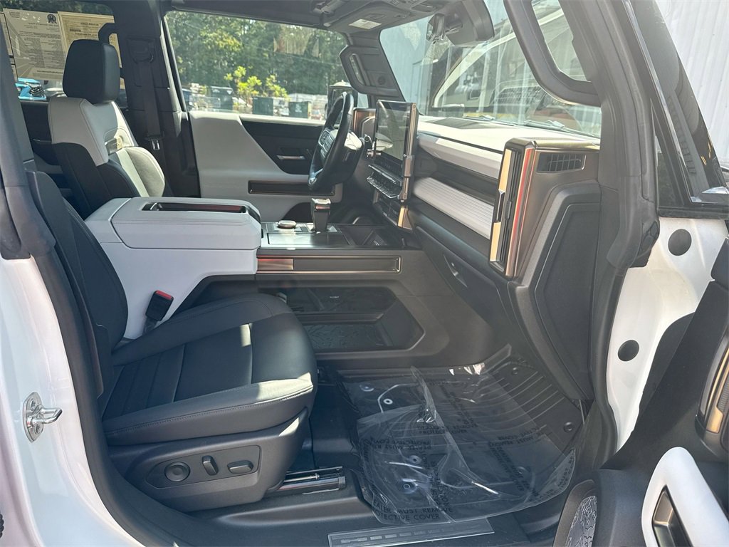 Used 2024 GMC Hummer EV 2X w/ Extreme Off-Road Package image 31