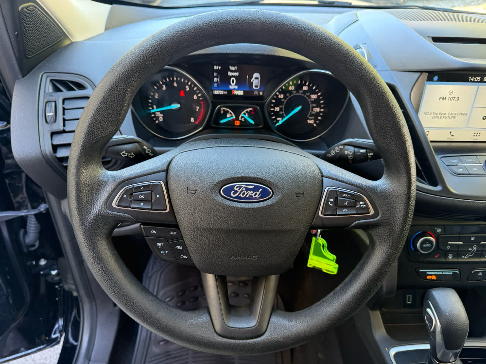 Used 2018 Ford Escape SE w/ SE Sync 3 Package FWD image 2