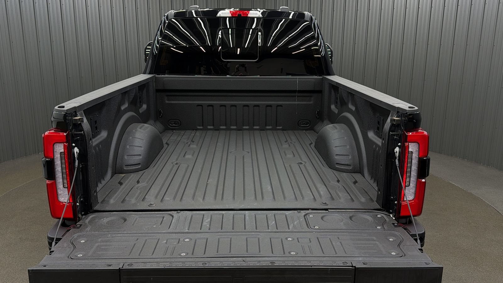 Used 2026 Ford F250 Platinum w/ Platinum Plus Package AWD/4WD image 17