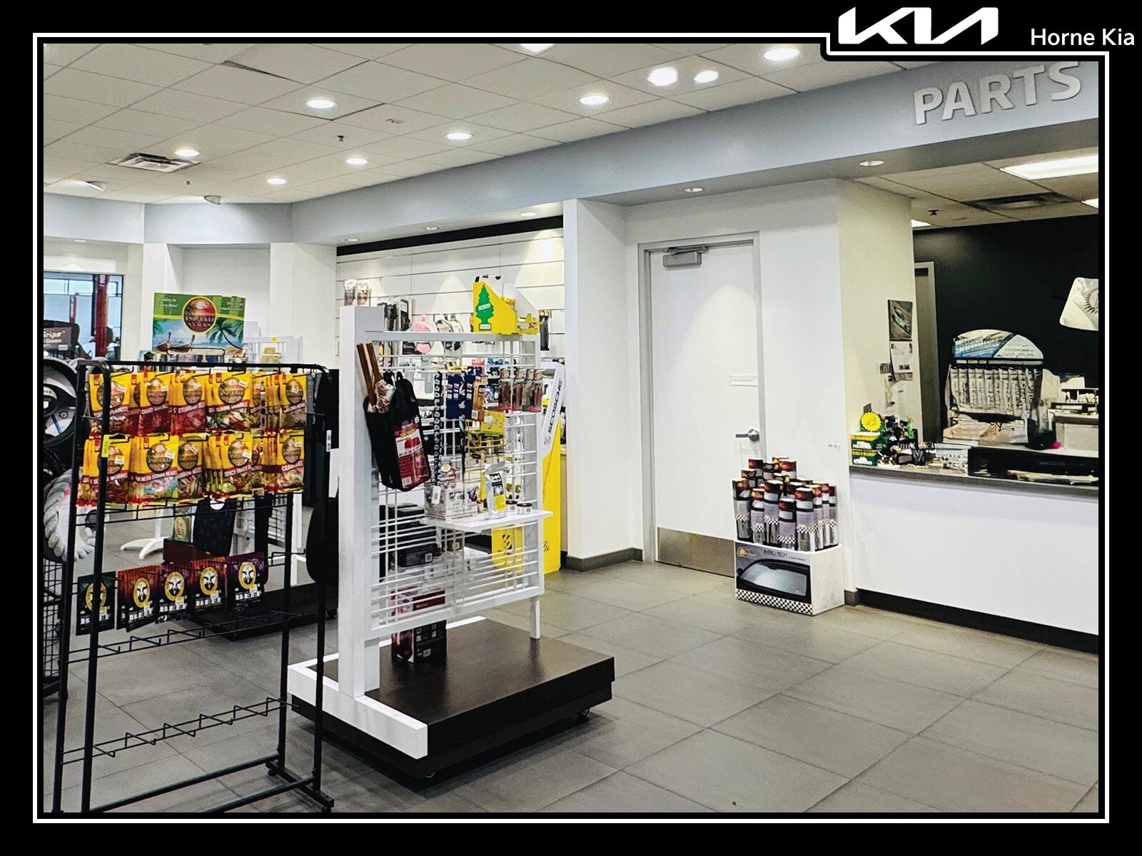 Used 2017 Hyundai Santa Fe Limited image 10