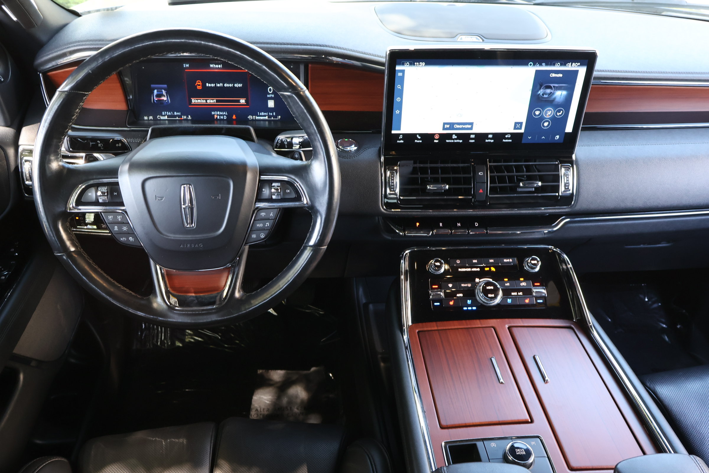 Used 2022 Lincoln Navigator Reserve RWD image 21