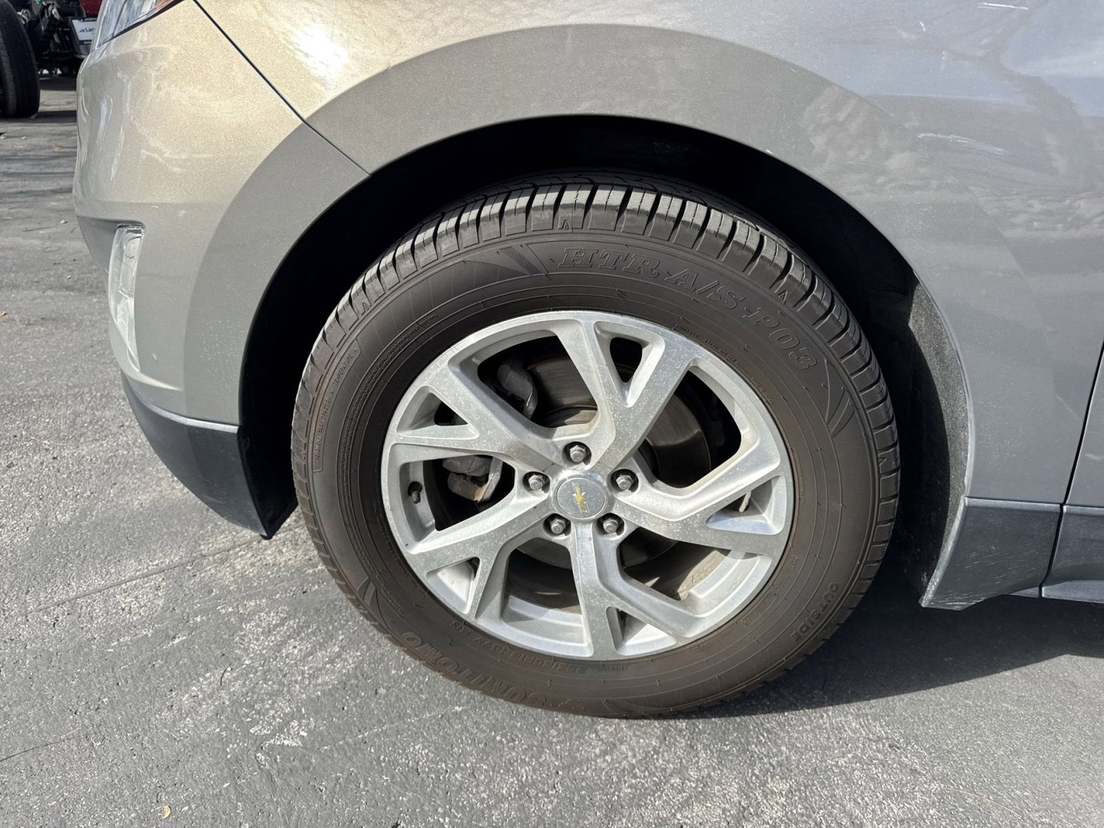 Used 2018 Chevrolet Equinox LT image 15