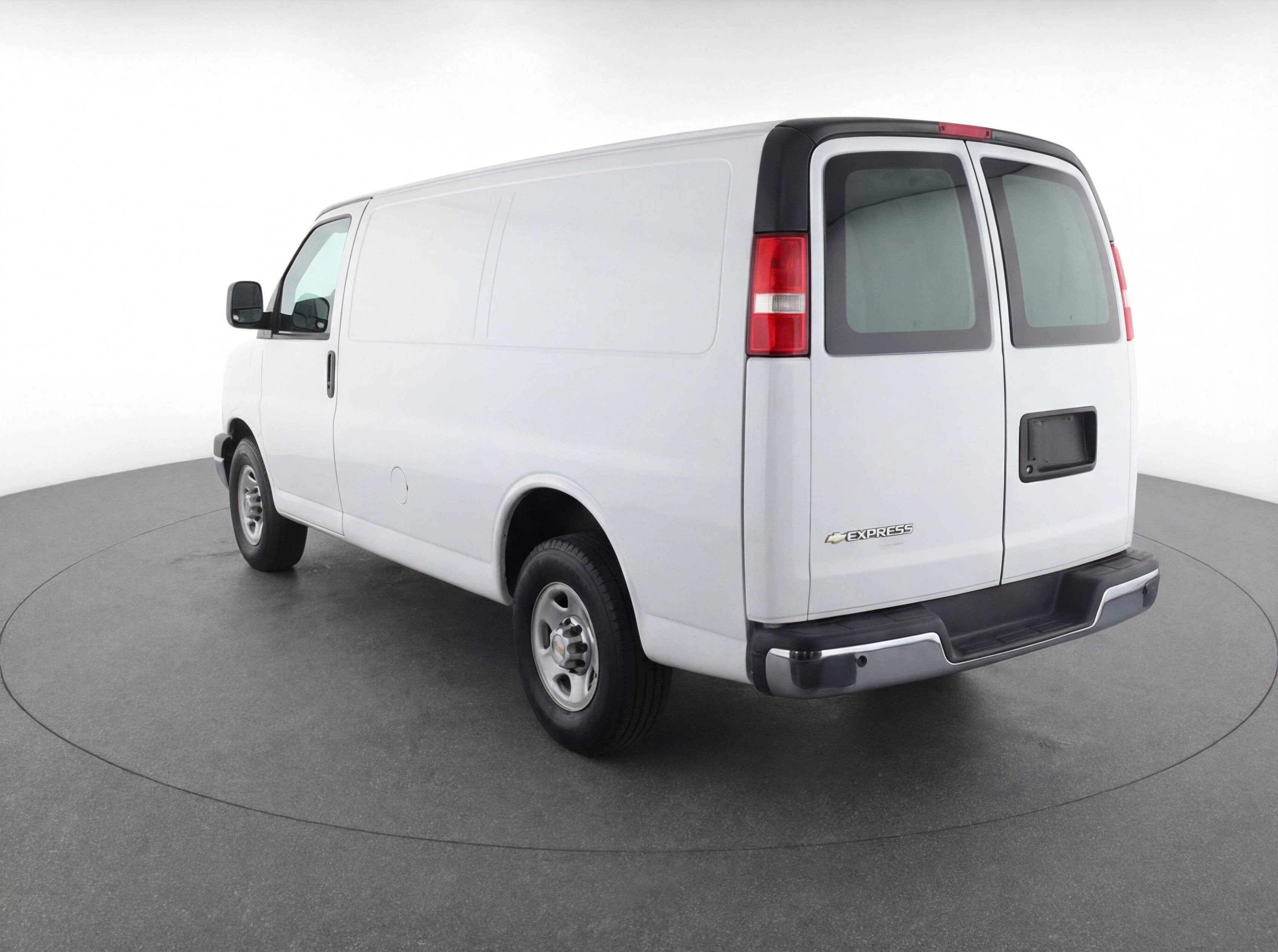Used 2025 Chevrolet Express 3500 LT w/ LT Preferred Equipment Group image 6