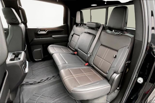 Used 2024 Chevrolet Silverado 1500 High Country w/ Technology Package image 16