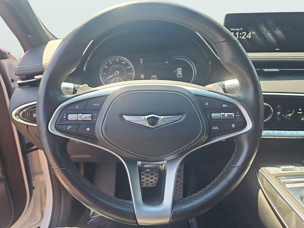 Used 2023 Genesis GV70 3.5T Sport w/ Sport Advanced Package AWD/4WD image 21
