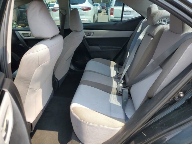 Used 2018 Toyota Corolla LE FWD image 24