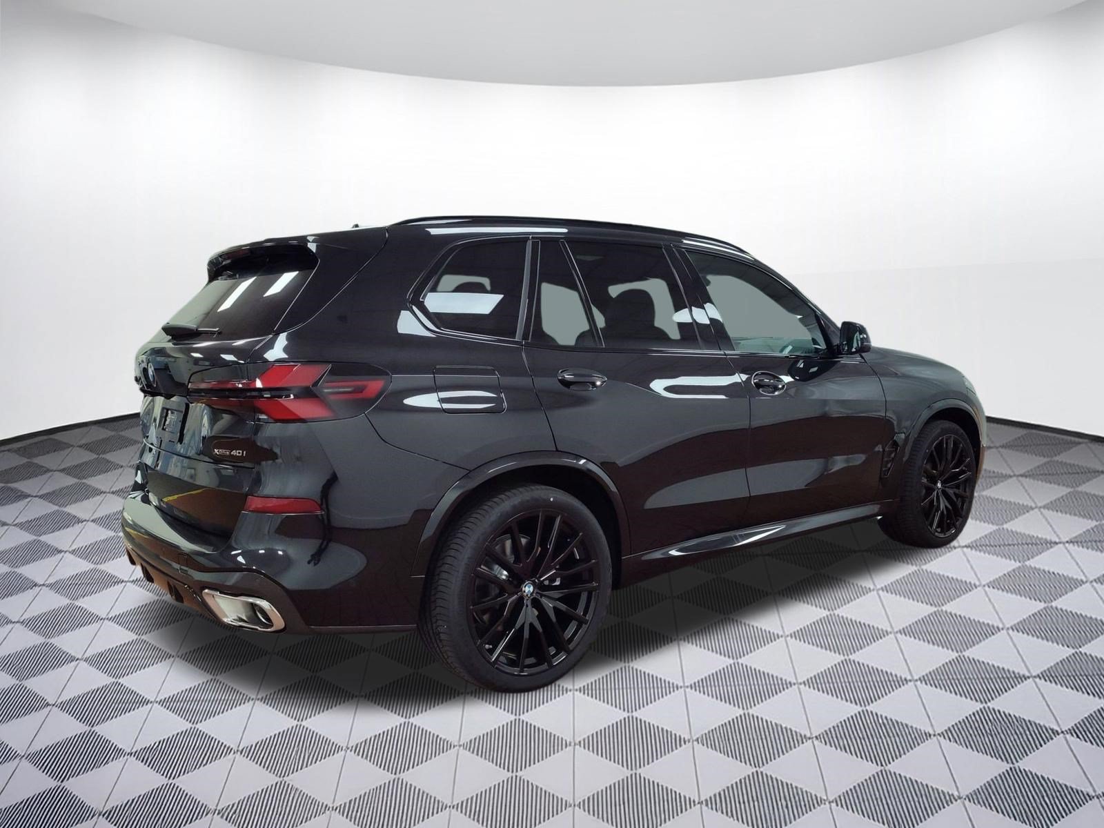 Used 2026 BMW X5 xDrive40i w/ M Sport Package AWD/4WD image 8