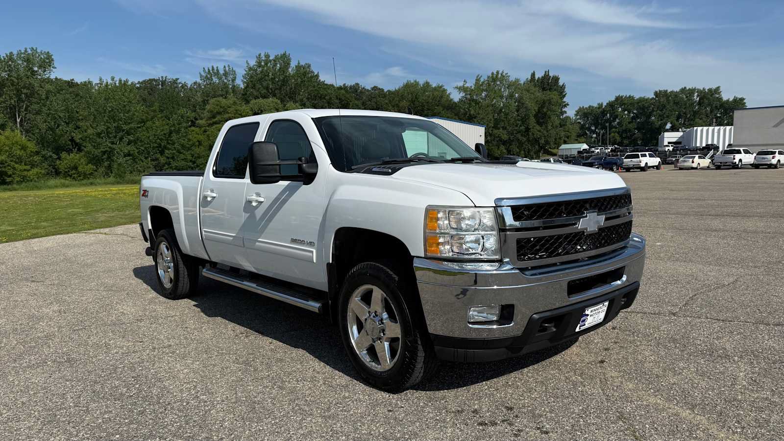 Used 2011 Chevrolet Silverado 2500 LTZ w/ Snow Plow Prep Package AWD/4WD image 2