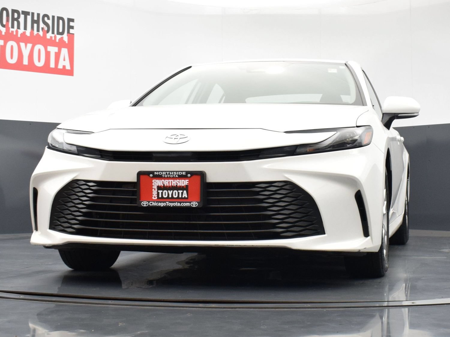 Used 2025 Toyota Camry LE FWD image 30