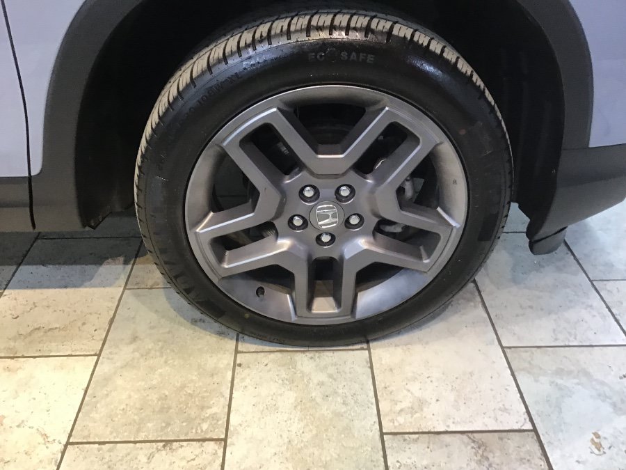 Used 2022 Honda Passport EX-L image 12