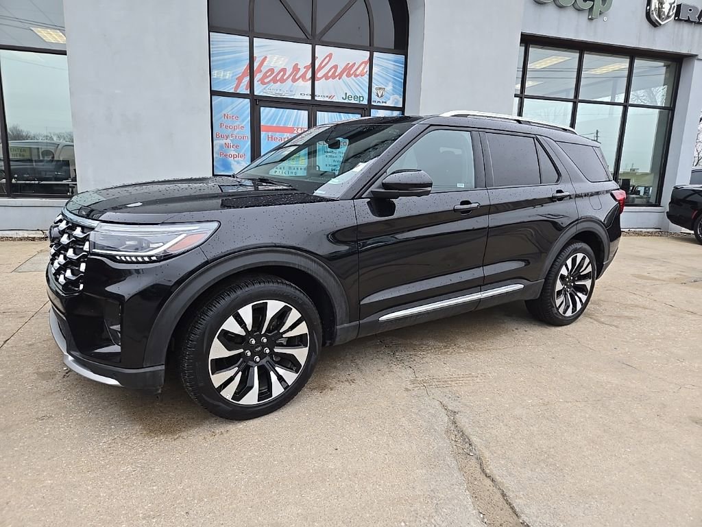 Used 2025 Ford Explorer Platinum w/ LUX Leather Package AWD/4WD image 3