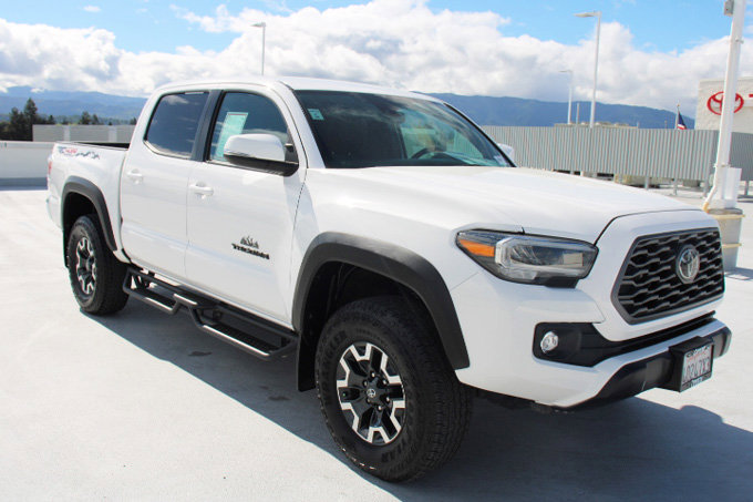 Certified 2023 Toyota Tacoma TRD Off-Road w/ Black Out Package (TMS) image 2