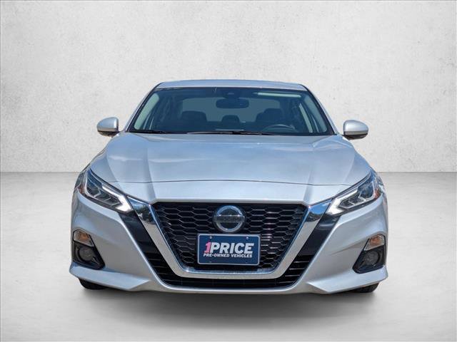 Used 2022 Nissan Altima 2.5 Platinum AWD/4WD image 2