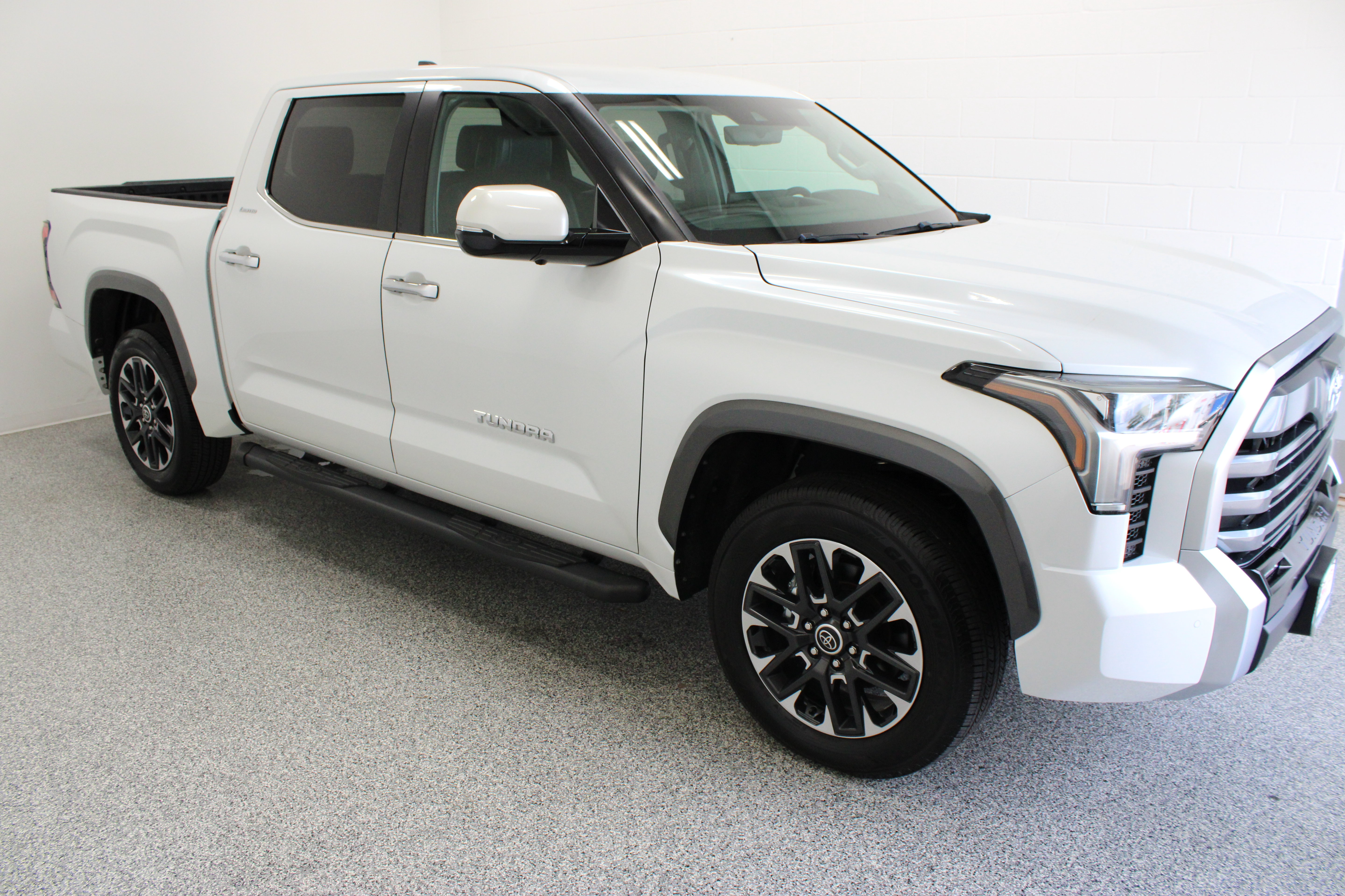 Used 2024 Toyota Tundra Limited RWD image 4