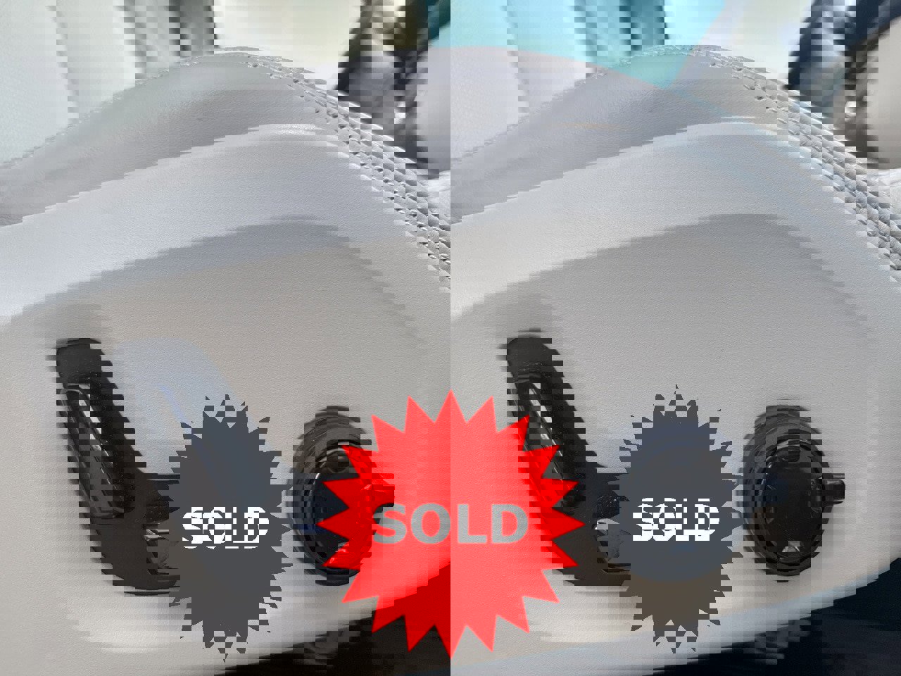 Certified 2023 Volvo XC90 B6 Ultimate w/ Lounge Package image 13