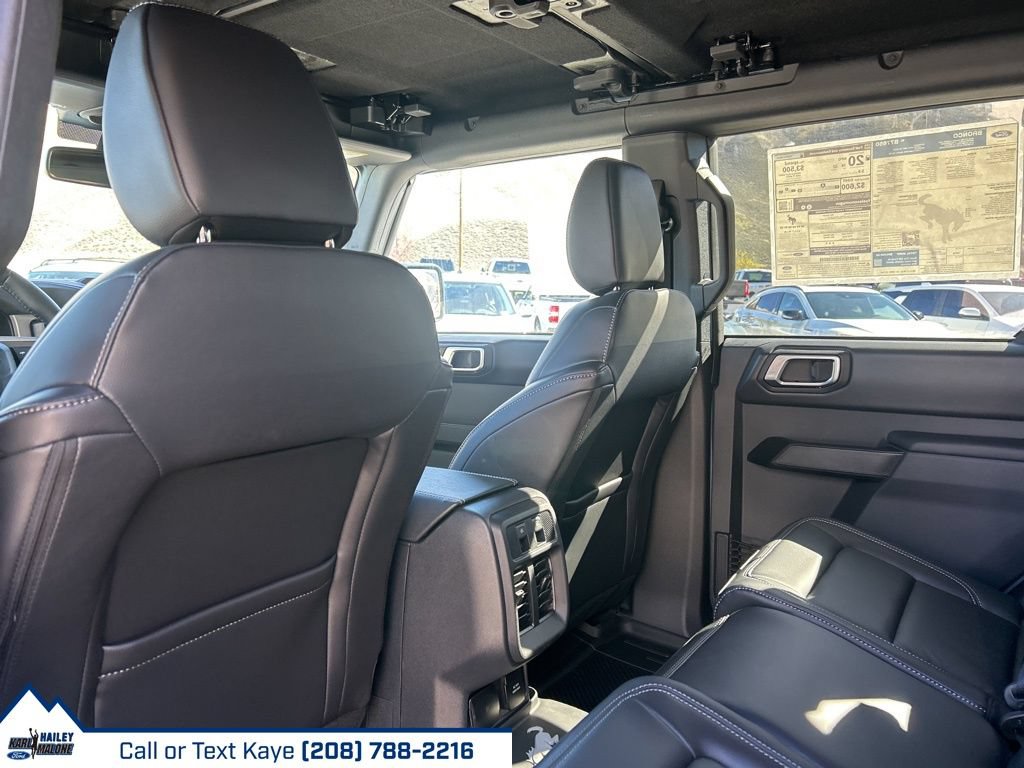 New 2025 Ford Bronco Outer Banks AWD/4WD image 18