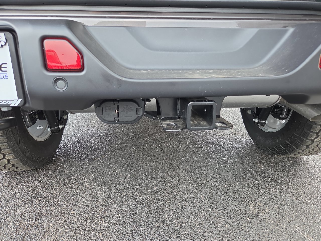 New 2026 Jeep Wrangler Unlimited Sahara AWD/4WD image 13