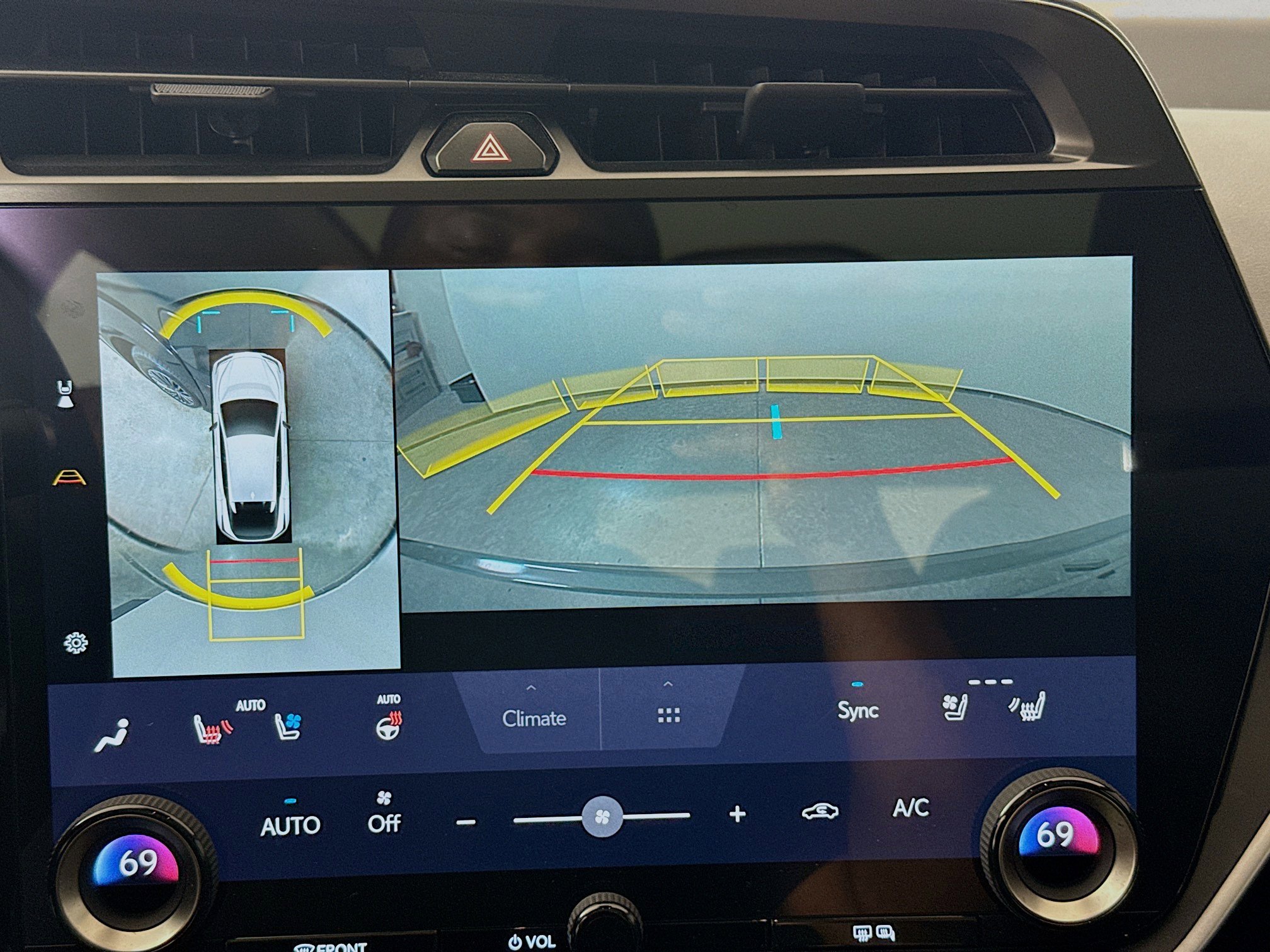 Used 2023 Lexus RZ 450e Premium w/ Accessory Package (2T) image 15