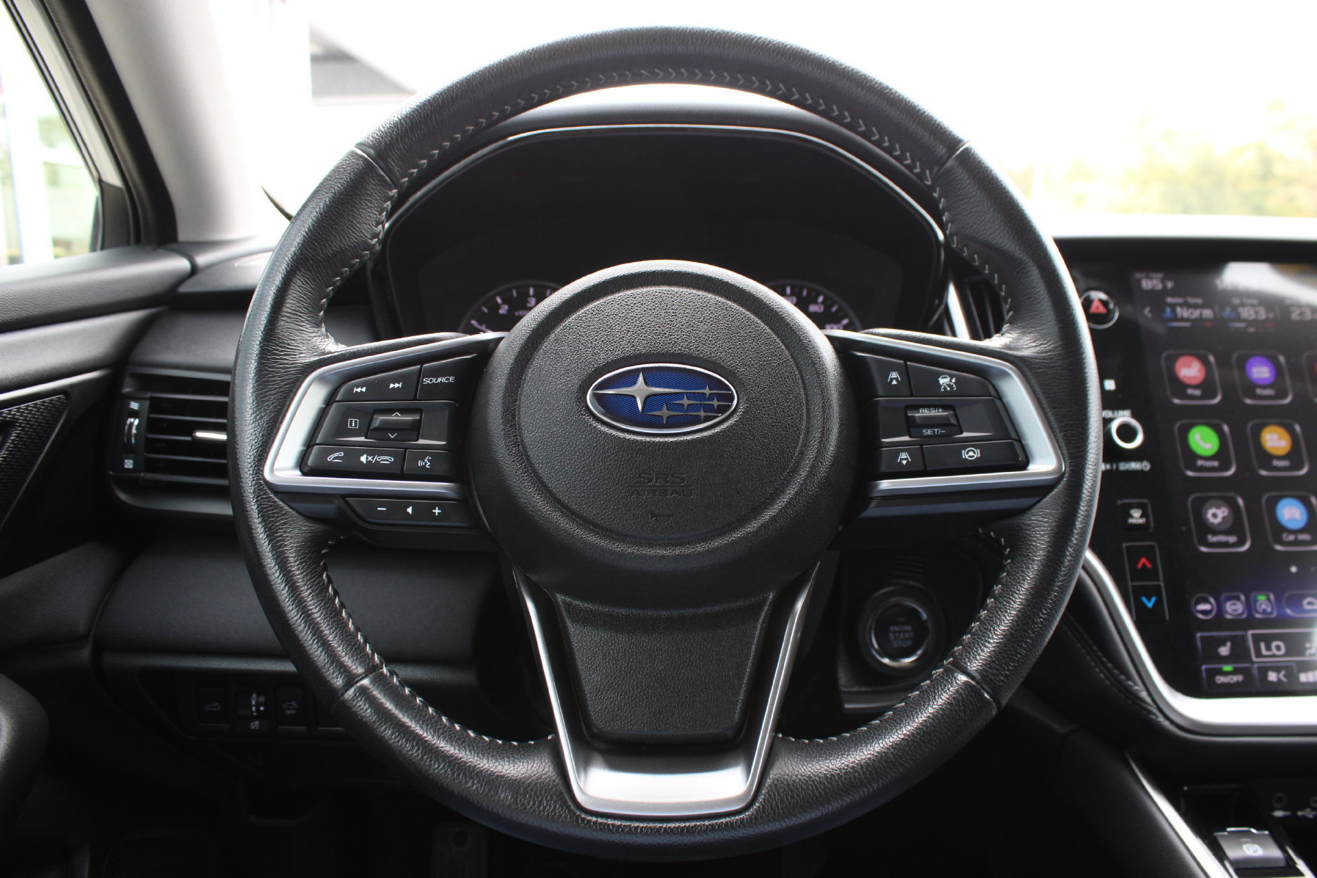 Used 2025 Subaru Outback Premium AWD/4WD image 28