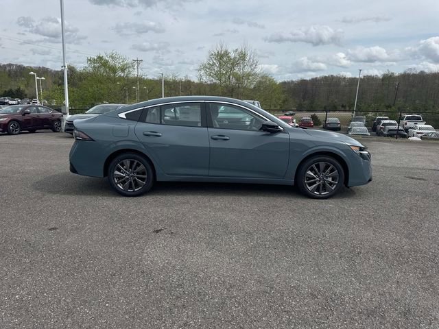 New 2026 Nissan Sentra SL w/ Floor Mat Package FWD image 3