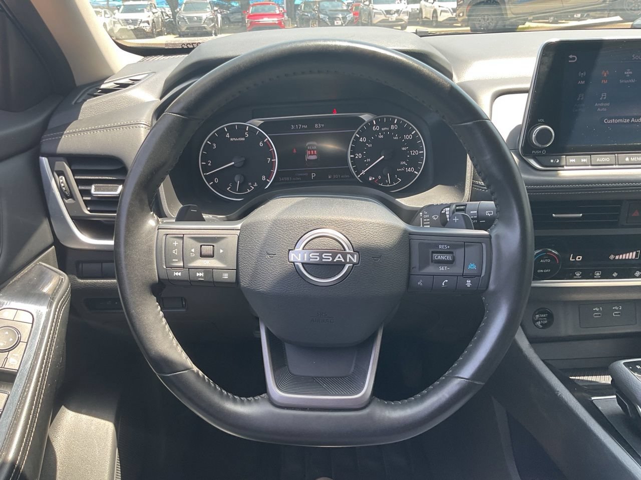 Used 2025 Nissan Rogue SV FWD image 21