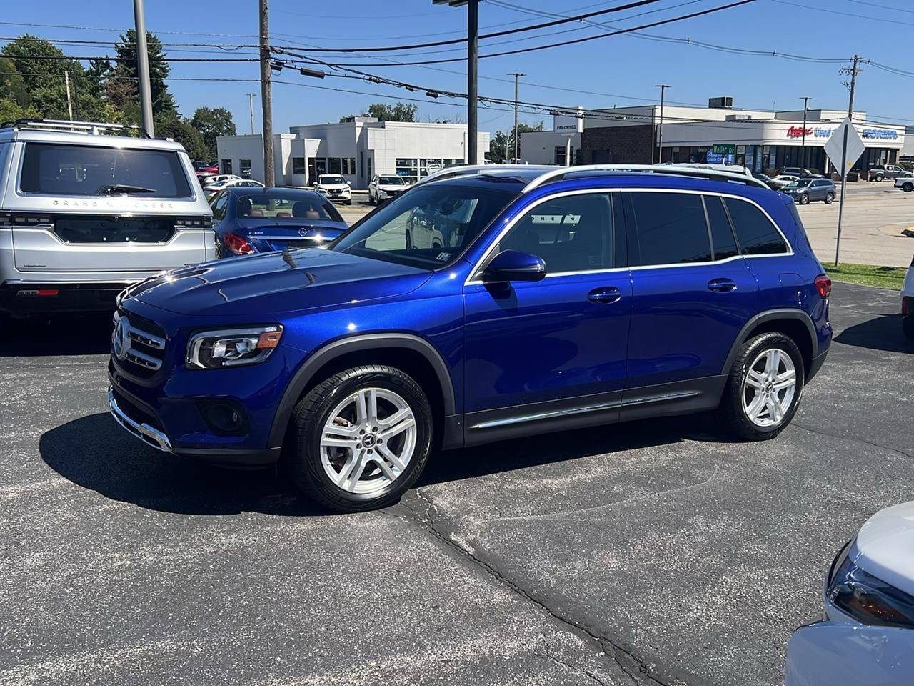 Used 2020 Mercedes-Benz GLB 250 4MATIC image 1