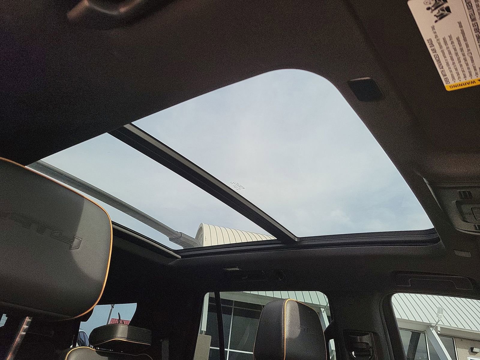 Certified 2023 GMC Yukon AT4 w/ AT4 Premium Plus Package image 19