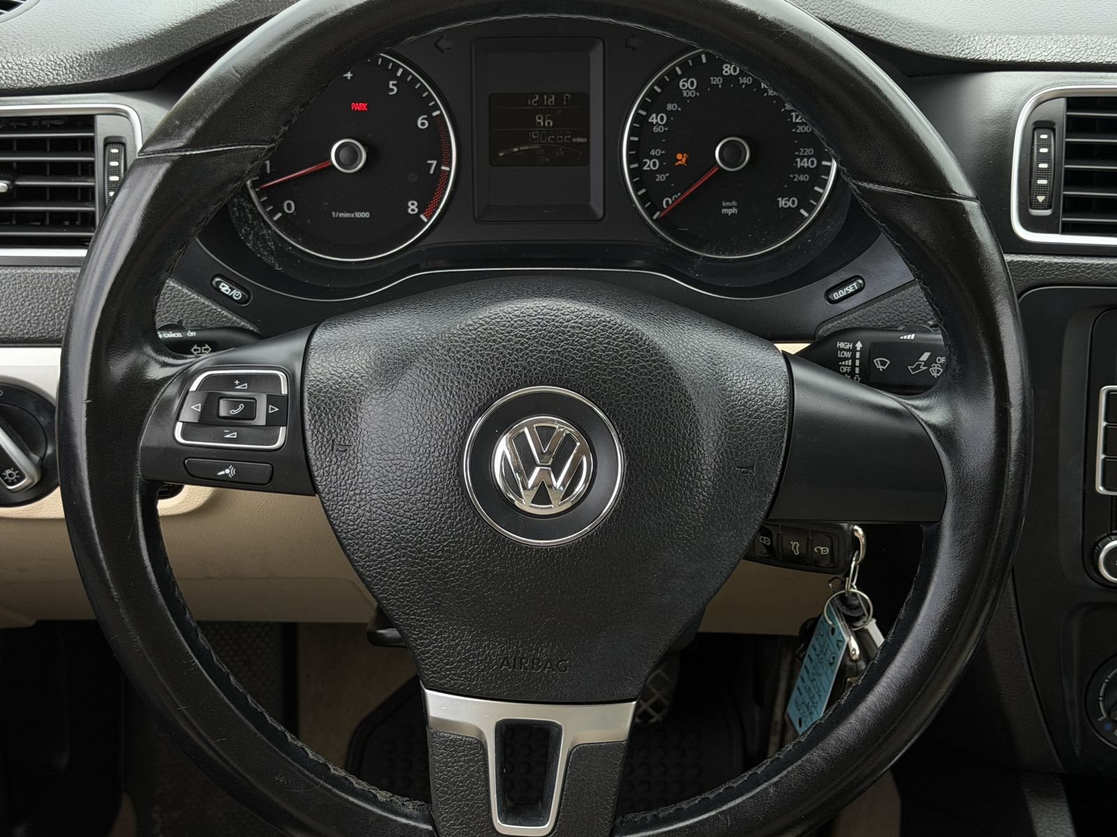 Used 2013 Volkswagen Jetta SE FWD image 14