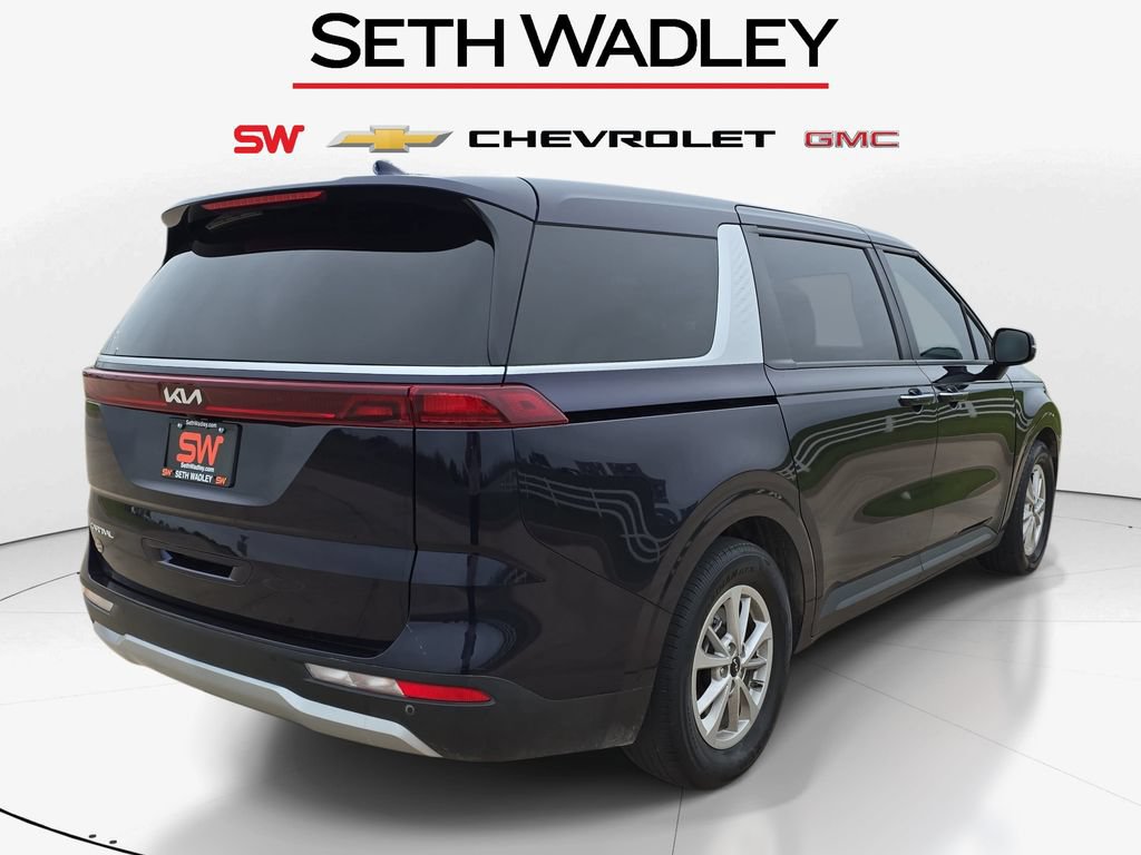 Used 2024 Kia Carnival LX FWD image 7