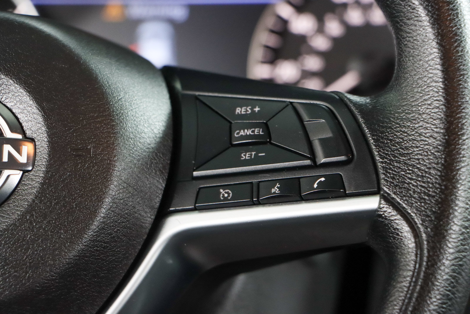 Used 2024 Nissan Altima 2.5 SV FWD image 14