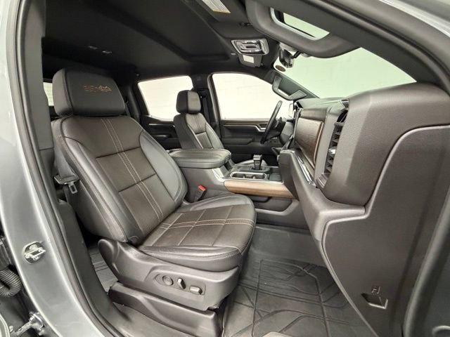 Certified 2024 Chevrolet Silverado 1500 High Country w/ Technology Package AWD/4WD image 28