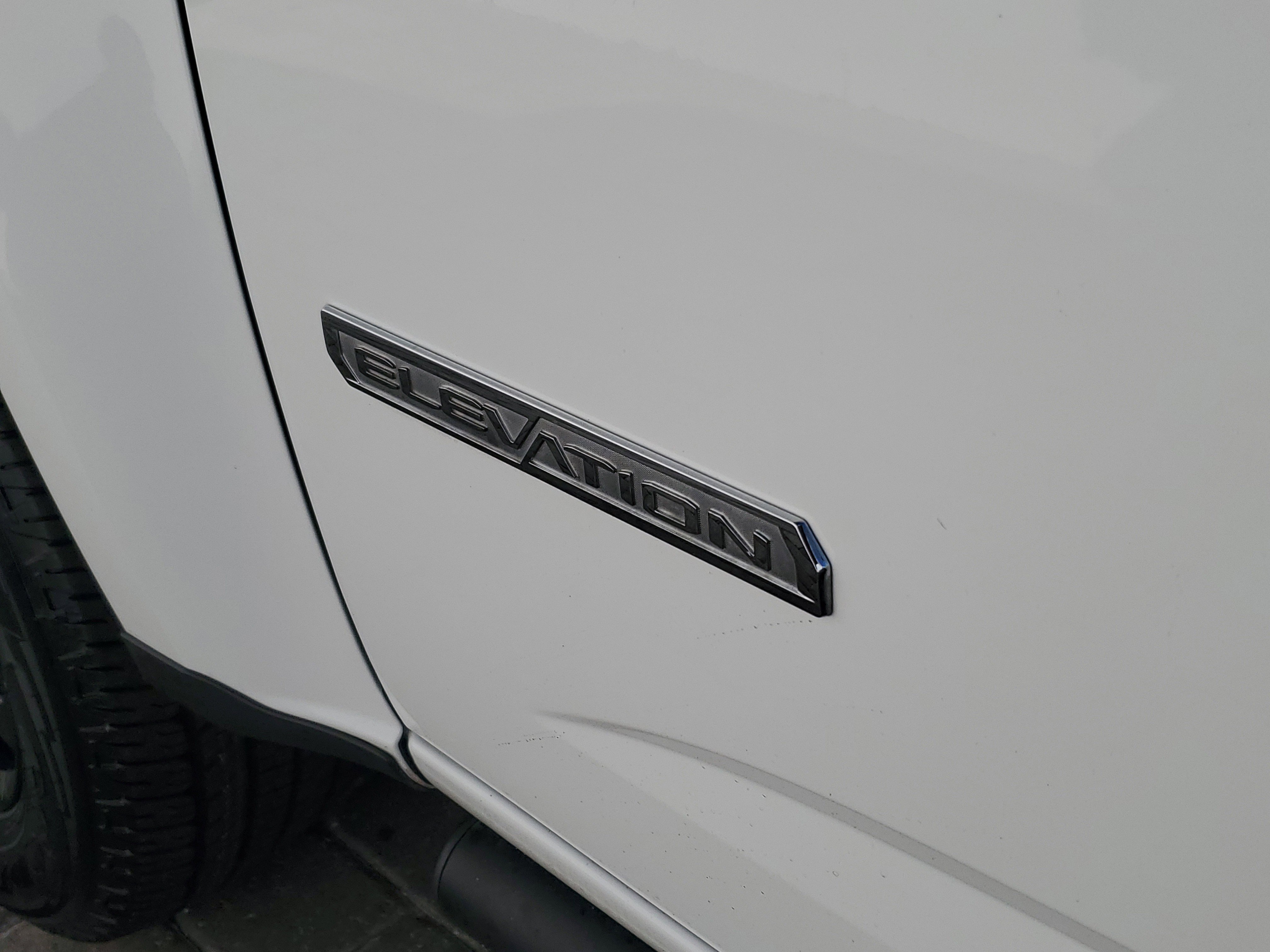 Used 2022 GMC Canyon Elevation w/ Elevation Premium Package image 8