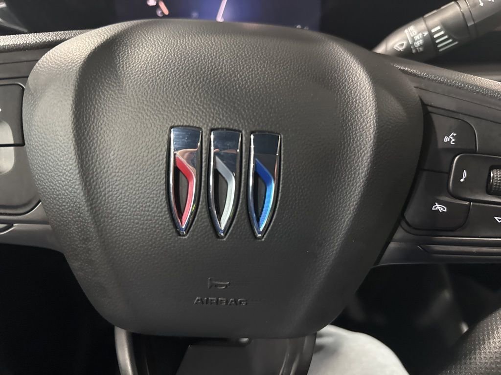 Used 2025 Buick Envista Sport Touring FWD image 16
