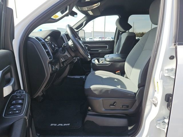 Used 2024 RAM 2500 Big Horn w/ Bed Utility Group image 17