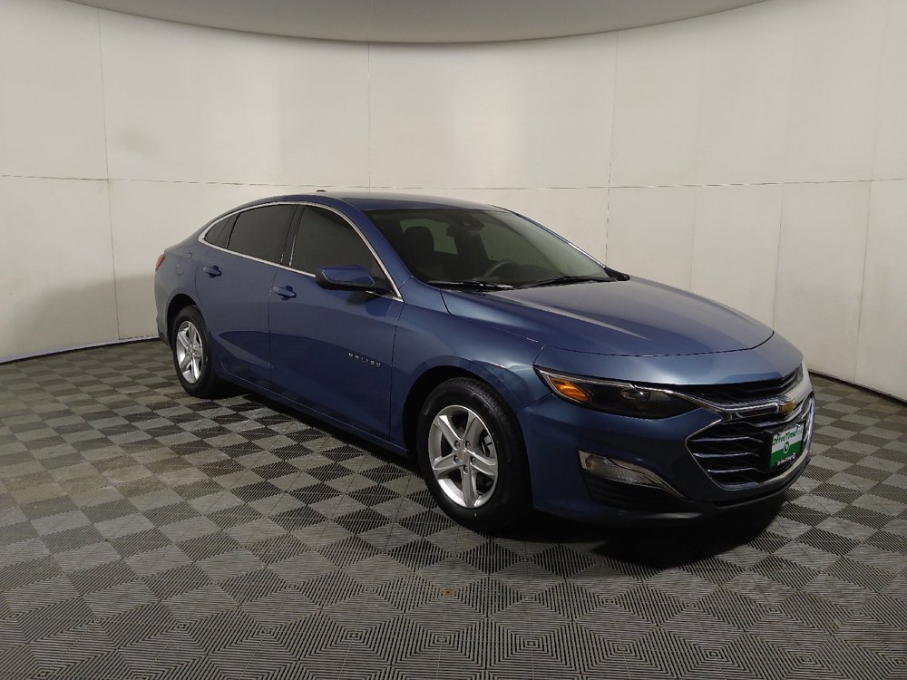 Used 2025 Chevrolet Malibu LS FWD image 13