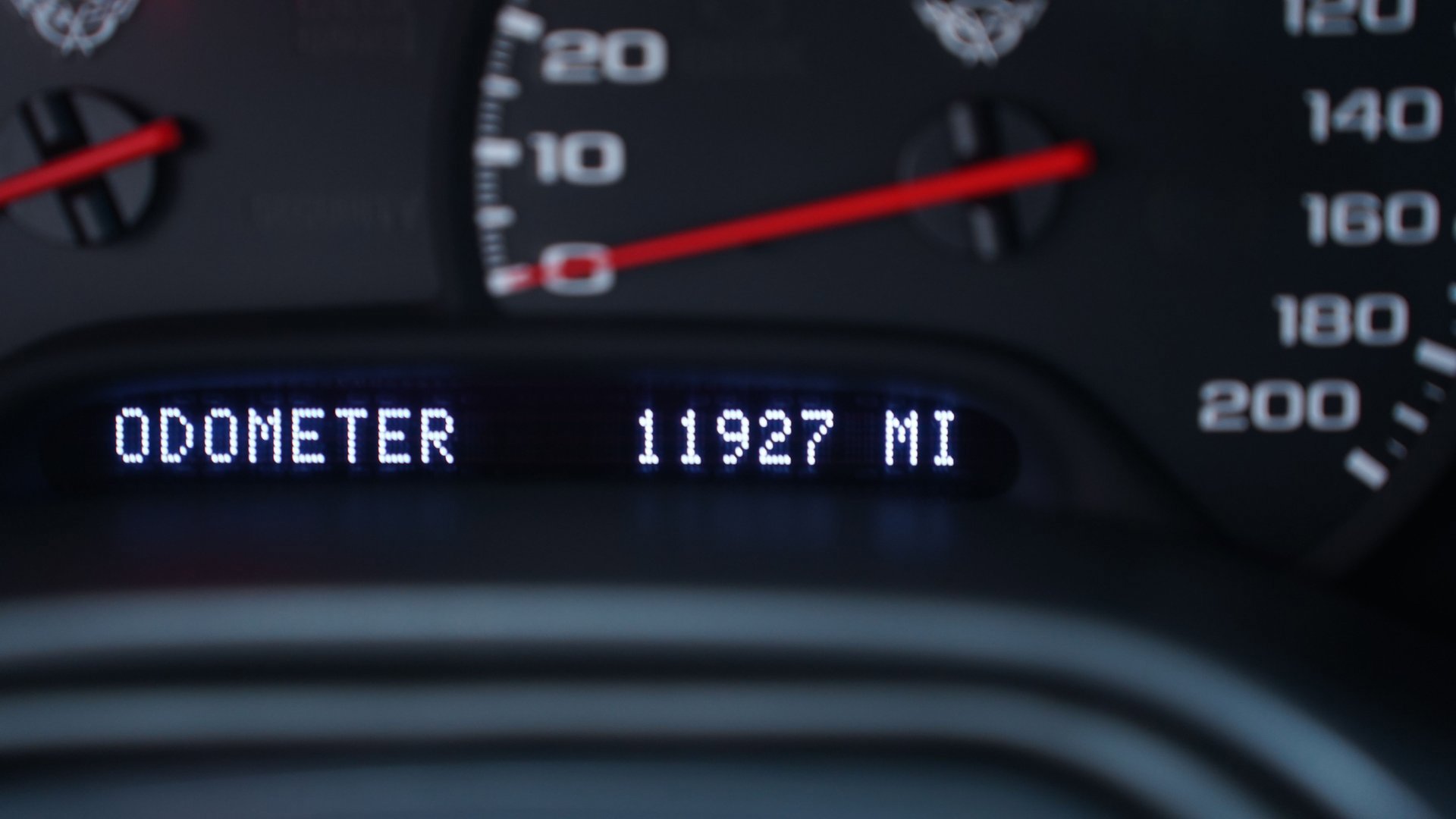 Used 2000 Chevrolet Corvette Coupe w/ Memory Pkg image 36