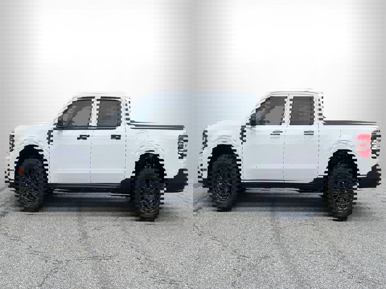 New 2025 Ford Maverick XL w/ 4K Tow Package image 24