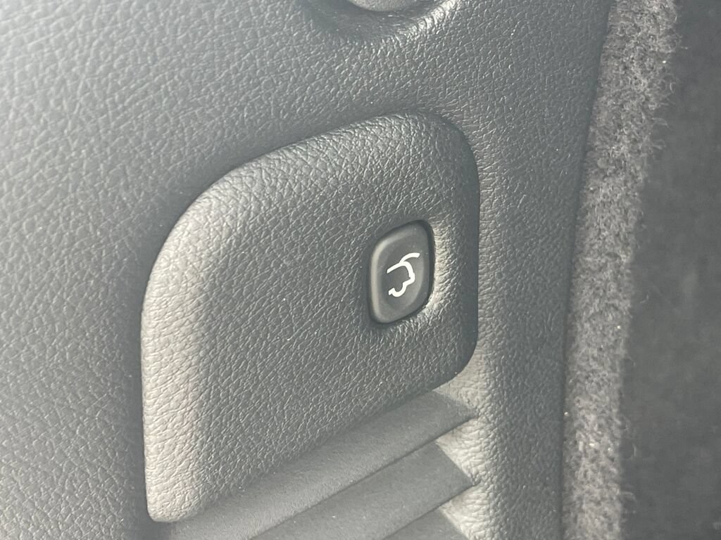 Used 2025 Dodge Durango R/T AWD/4WD image 32